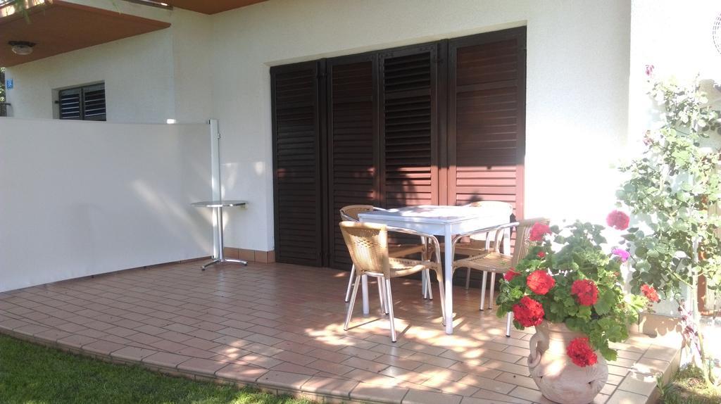 Fiori Apartment อูมัค ภายนอก รูปภาพ