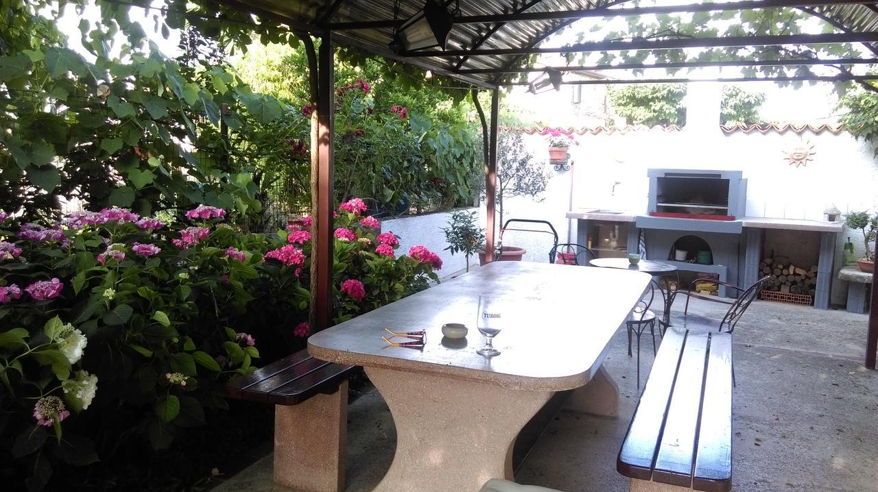 Fiori Apartment อูมัค ภายนอก รูปภาพ